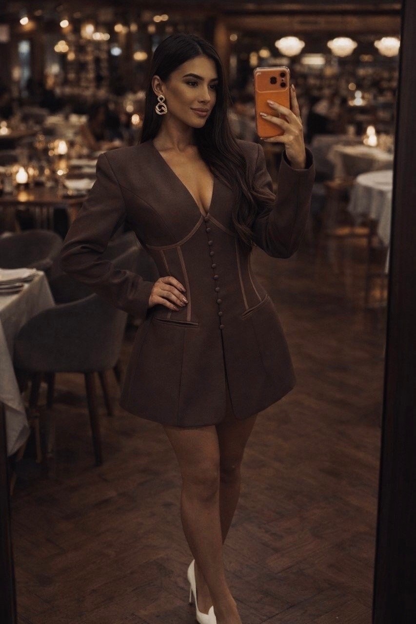 красное платье с пиджаком,платье-пиджак красного цвета,платье пиджак,женский костюм,пиджак женский