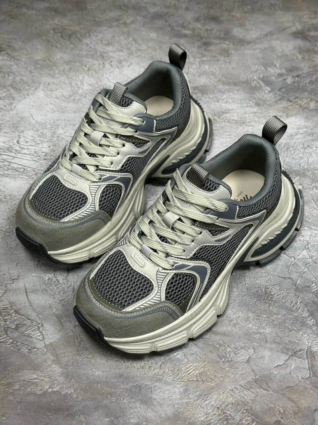 кроссовки balenciaga,кроссовки женские balenciaga,баленсиага кроссовки женские,кроссовки баленсиага 3xl,3 xl balenciaga кроссовки