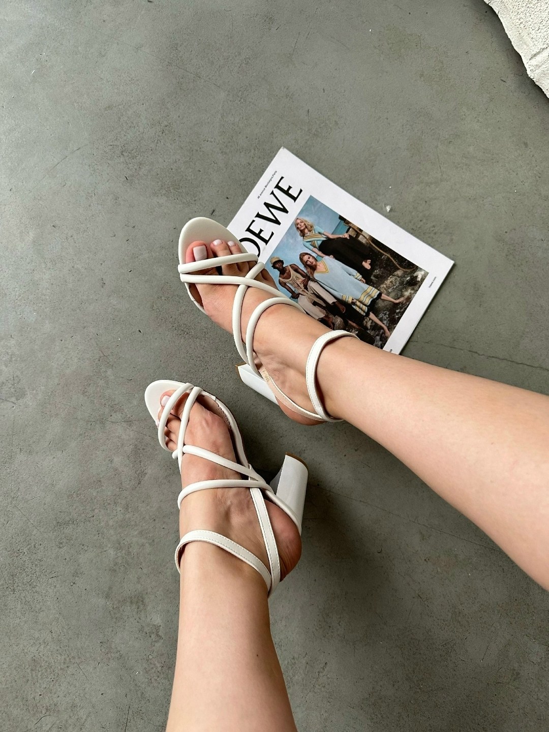 босоножки эконика белые,белые босоножки,босоножки на каблуках,босоножки современные,босоножки женские