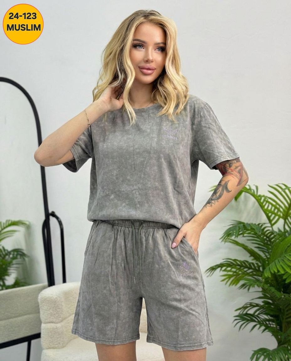 женские костюмы,стильные женские костюмы,костюм женский летний,костюм с шортам,повседневный костюм