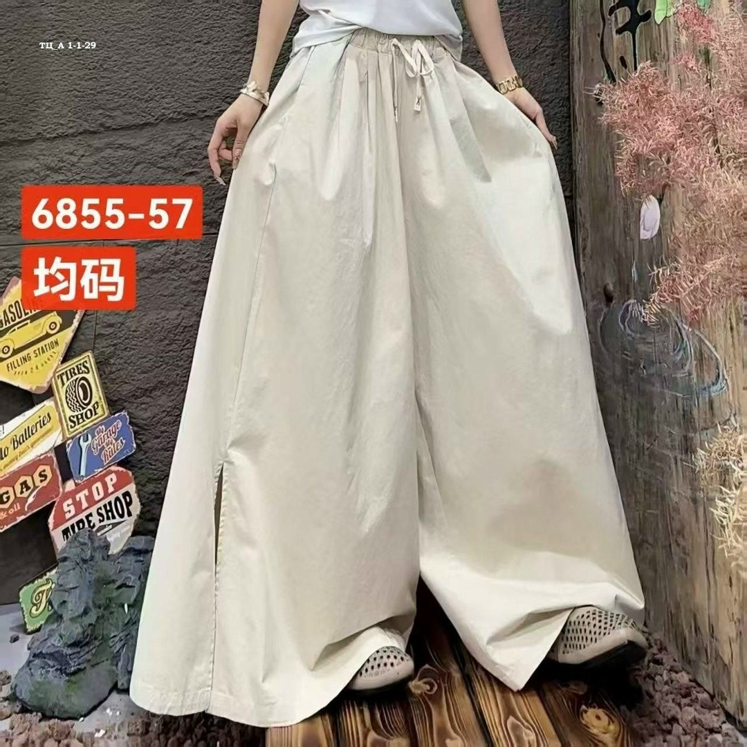 широкие брюки,брюки с широкими штанинами,женские широкие брюки,широкие свободные брюки,брюки свободного покроя