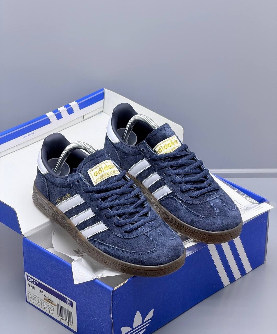 adidas originals handball spezial,adidas spezial handball,мужские кроссовки adidas handball spezial,кроссовки adidas spezial,кроссовки adidas handball spezial 'navy gum'