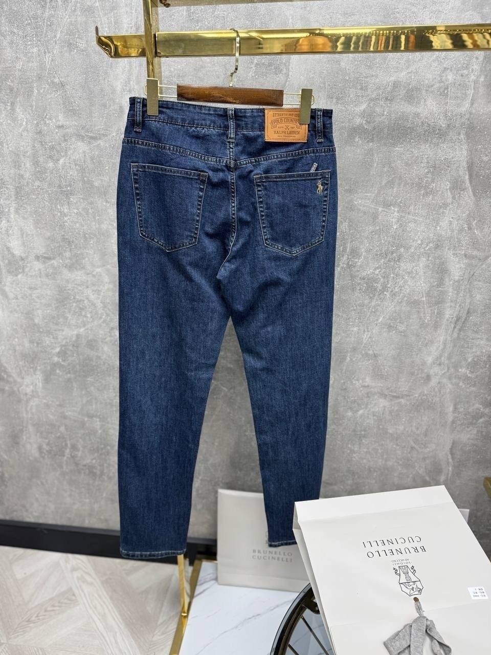 мужские джинсы,джинсы,брендовые джинсы,одежда джинсы,джинсовые брюки