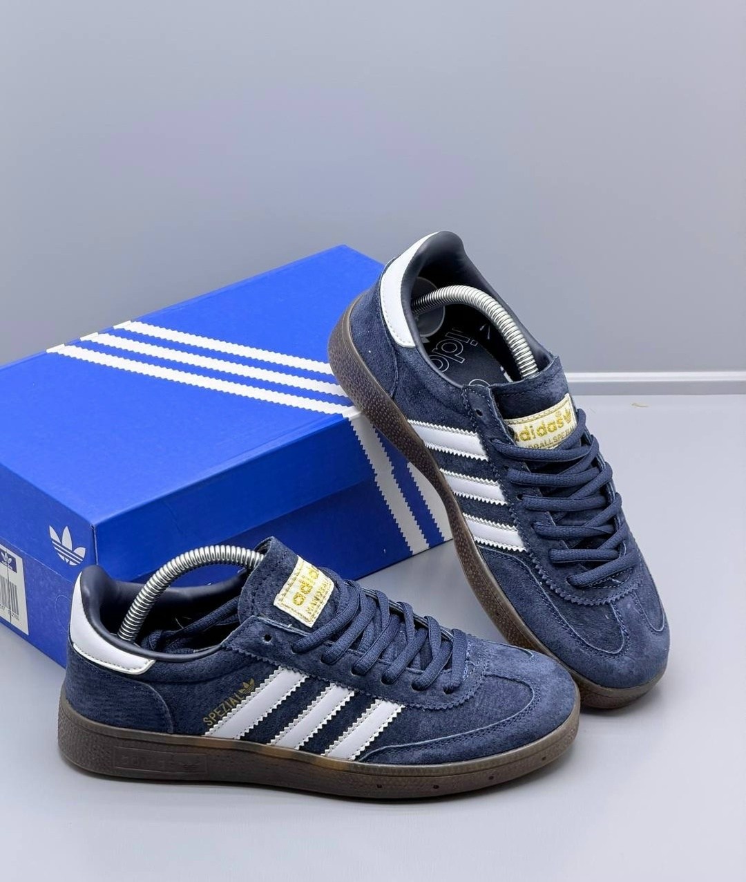 adidas originals handball spezial,adidas spezial handball,мужские кроссовки adidas handball spezial,кроссовки adidas spezial,кроссовки adidas handball spezial 'navy gum'