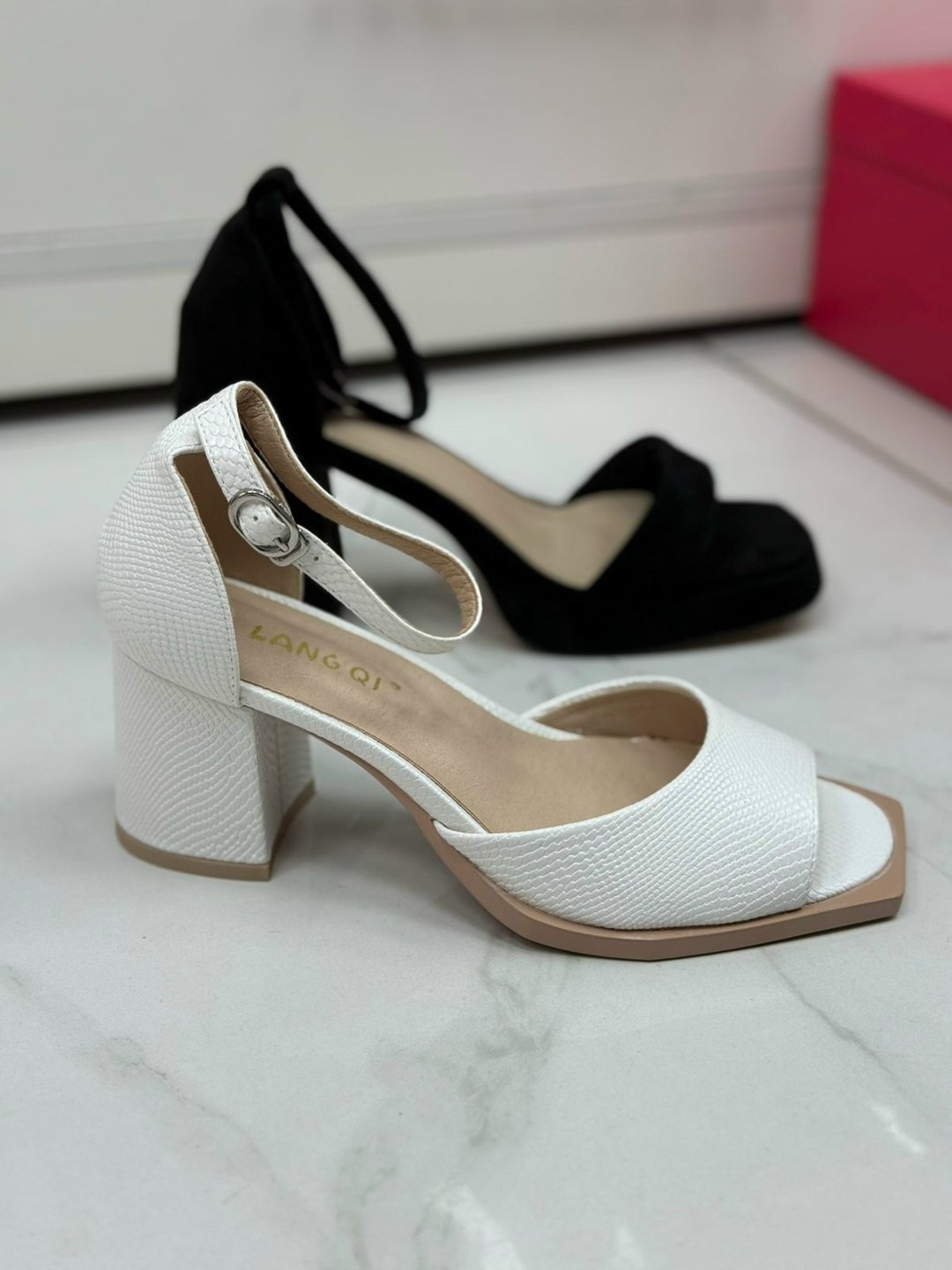 каблуки босоножки,босоножки женские,закрытые босоножки,босоножки на платформе,босоножки на каблуке туфли