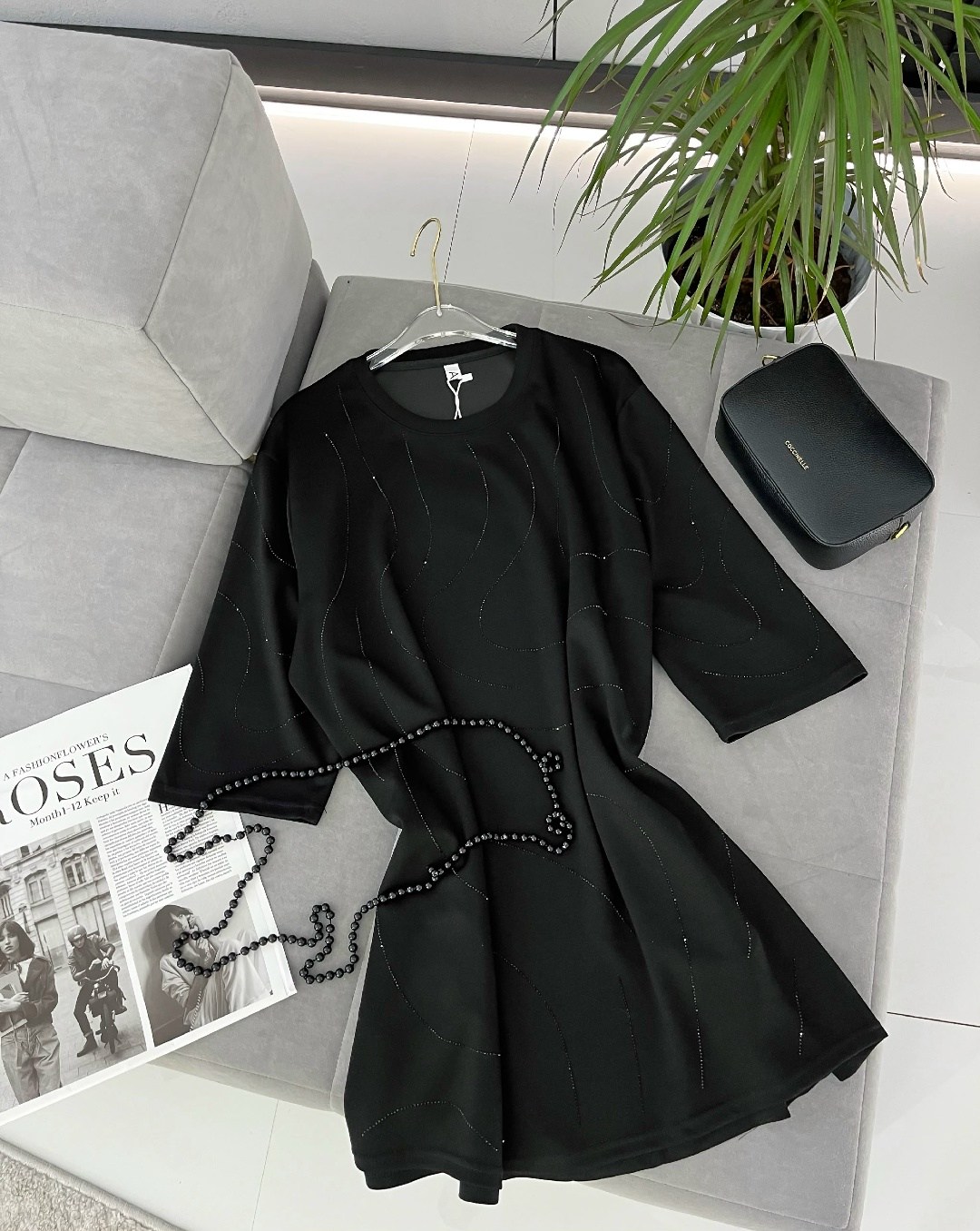 женская футболка,футболочка в стиле оверсайз,женская кофта,футболка женская оверсайз со стразами,футболка оверсайз со стразами