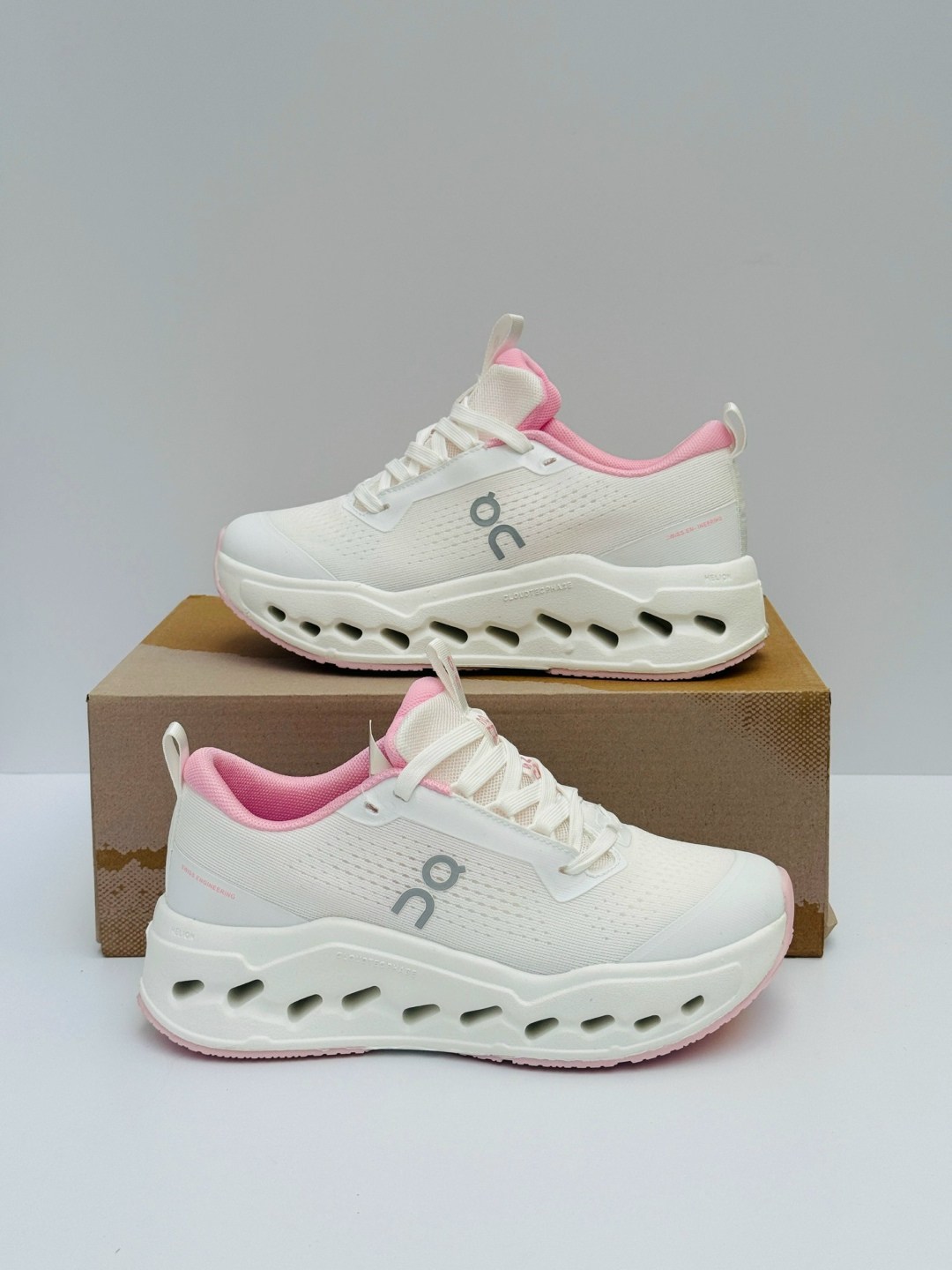 кроссовки,кроссовки женскиe, спортивная,спортивные кроссовки,кроссовка