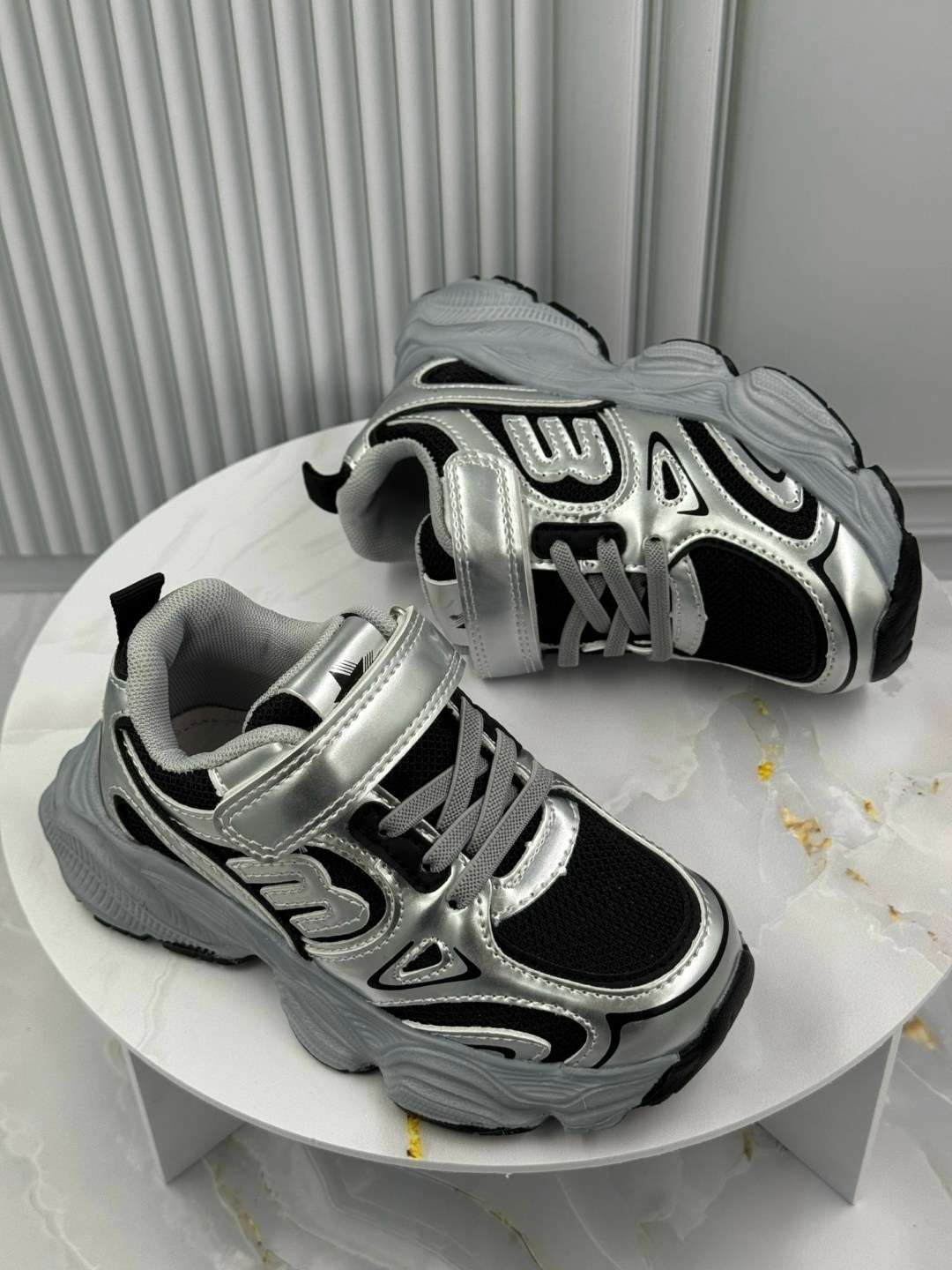 детские кроссовки,кроссовки женскиe,кроссовки,спортивная ,кроссовка