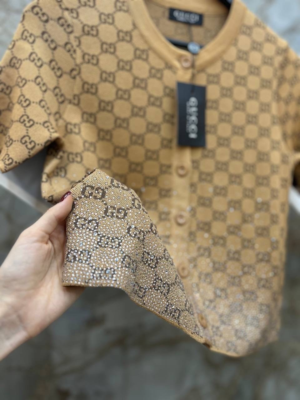 летние костюмы,шелковые костюмы гуччи,брендовые вещи,комплект рубашка шорты gucci