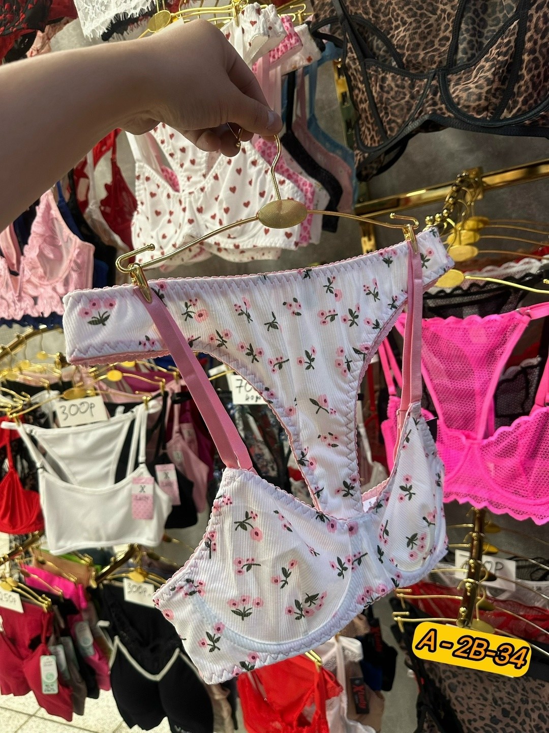 комплект нижнего белья,комплект нижнего белья женский,женская нижнее белье,белье нижнее,комплект белья женский