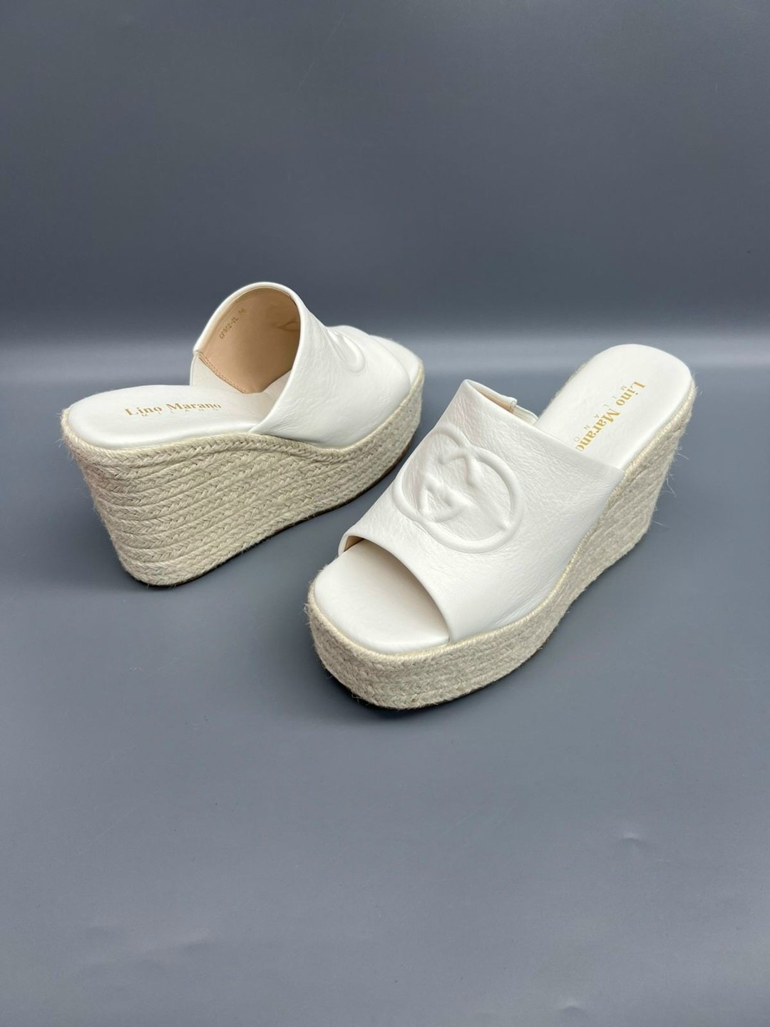 шлепки гуччи,босоножки гуччи женские 2026,шлепки шанель,женские шлепанцы,шлепки женские