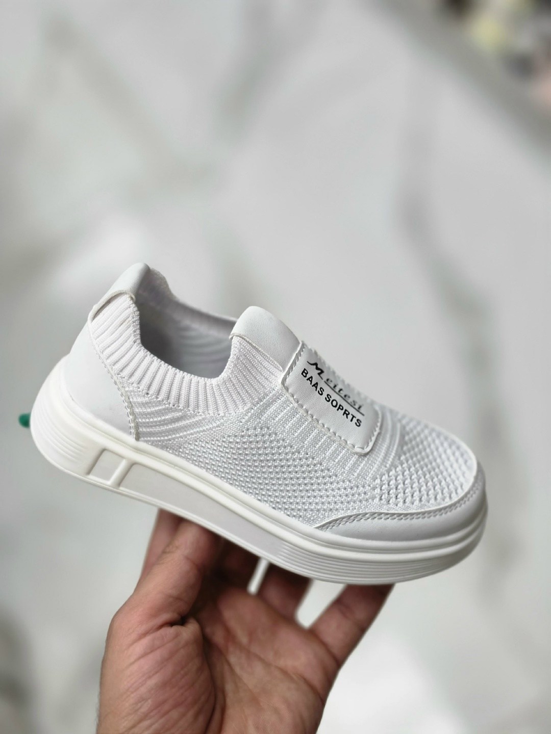 , детская,спортивная ,кроссовки мальчику,брендовая