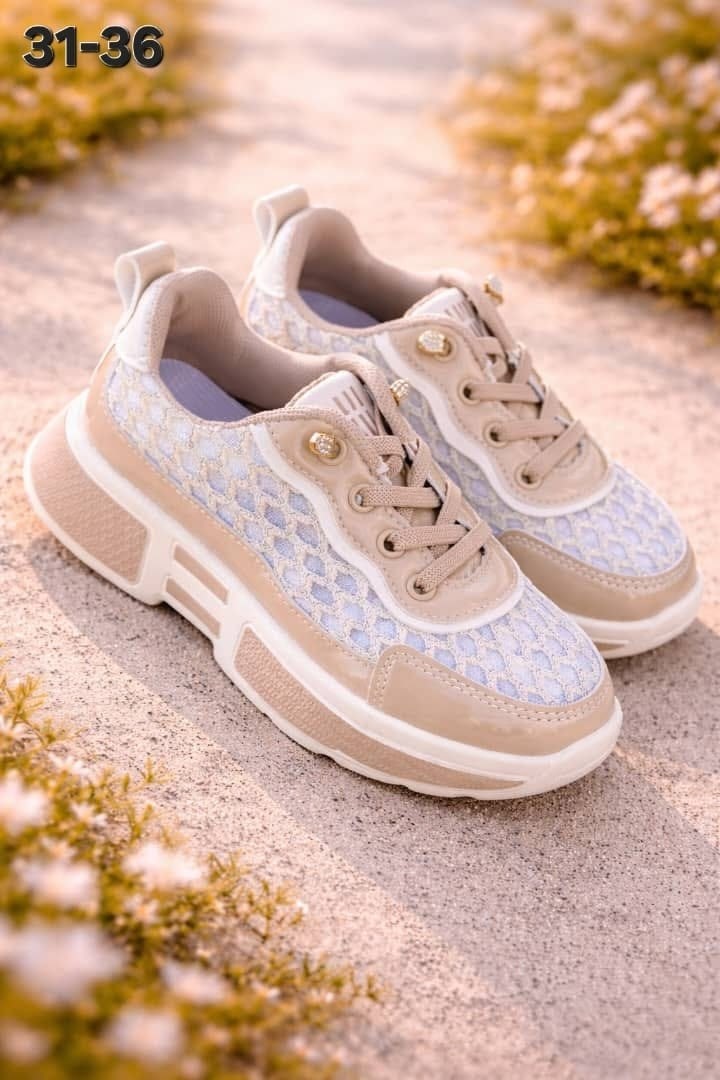 ,женские кроссовки,кроссовки модные,модные женские кроссовки,повседневные кроссовки