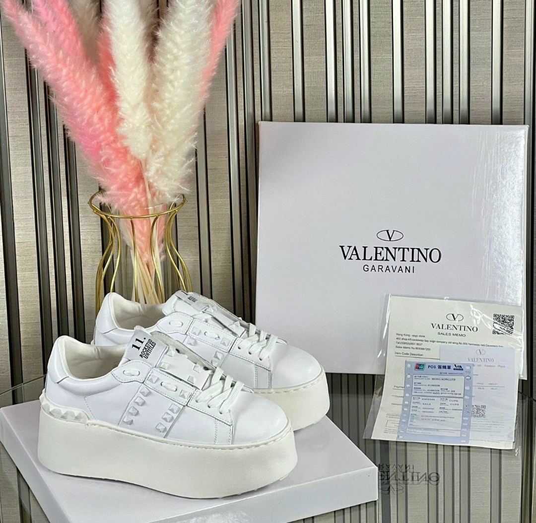 кроссовки valentino,valentino кроссовки женские,valentino женские кожаные кроссовки valentino premium - pink,женские белые кроссовки valentino garavani rockstud,кеды valentino женские