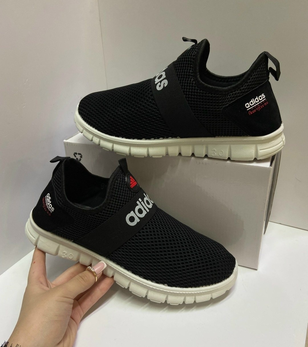 ,кроссовки adidas,кроссовки мужские adidas,спортивная ,кроссовки мужские adidas летние