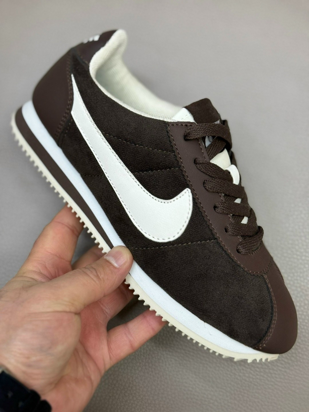 кроссовки nike cortez бордовые,кроссовки nike classic cortez,nike cortez womens burgundy,кроссовки найк кортес,nike cortez