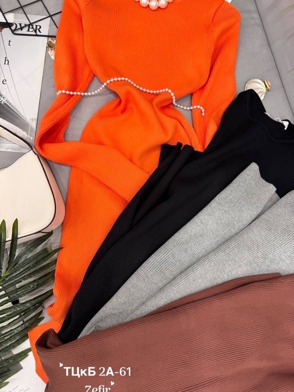 трикотажное платье,шерстяное платье,платье женской,платье,вязаное платье