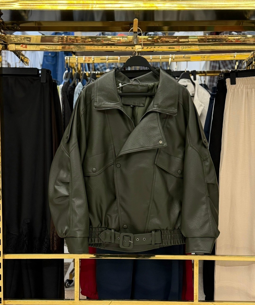 женская кожаная куртка,куртка кожаная,куртка косуха оверсайз,куртка кожаная оверсайз,куртка косуха