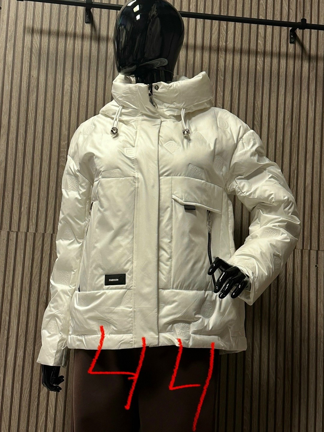 женская куртка,куртка женская демисезонное,зимняя женская куртка,демисезонная куртка,белая куртка женская