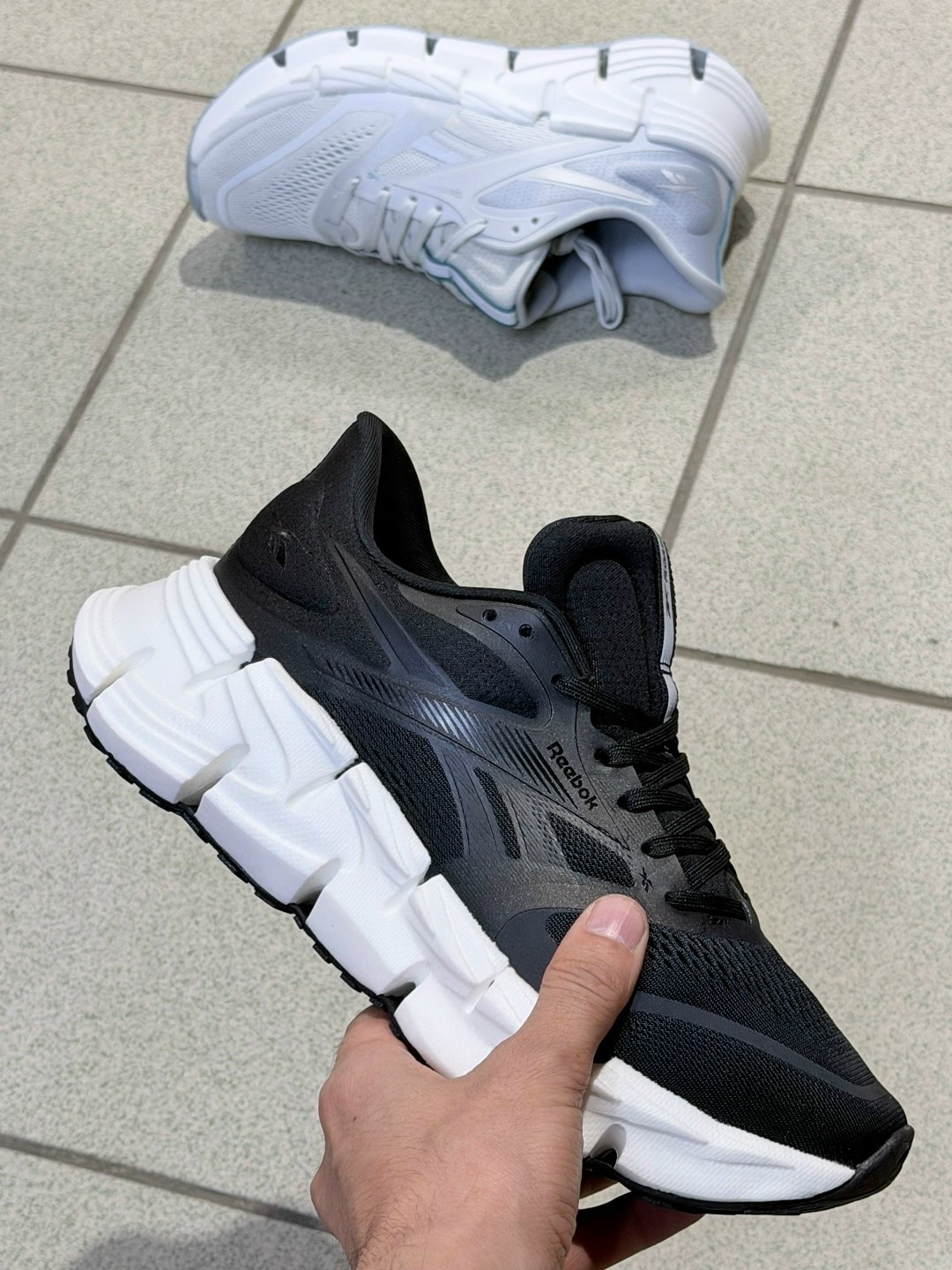 кроссовки reebok,кроссовки reebok женские,кроссовки,женские кроссовки reebok zig dynamica,мужские кроссовки reebok