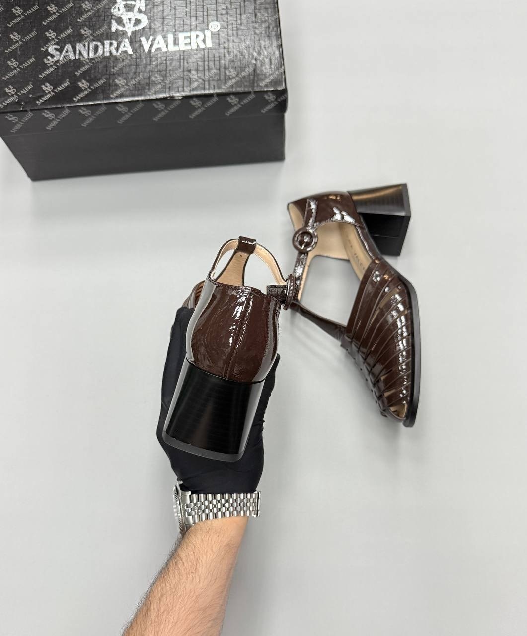 ,босоножки женские,женские сандалии,босоножки на каблуках,боттега венета босоножки 2026