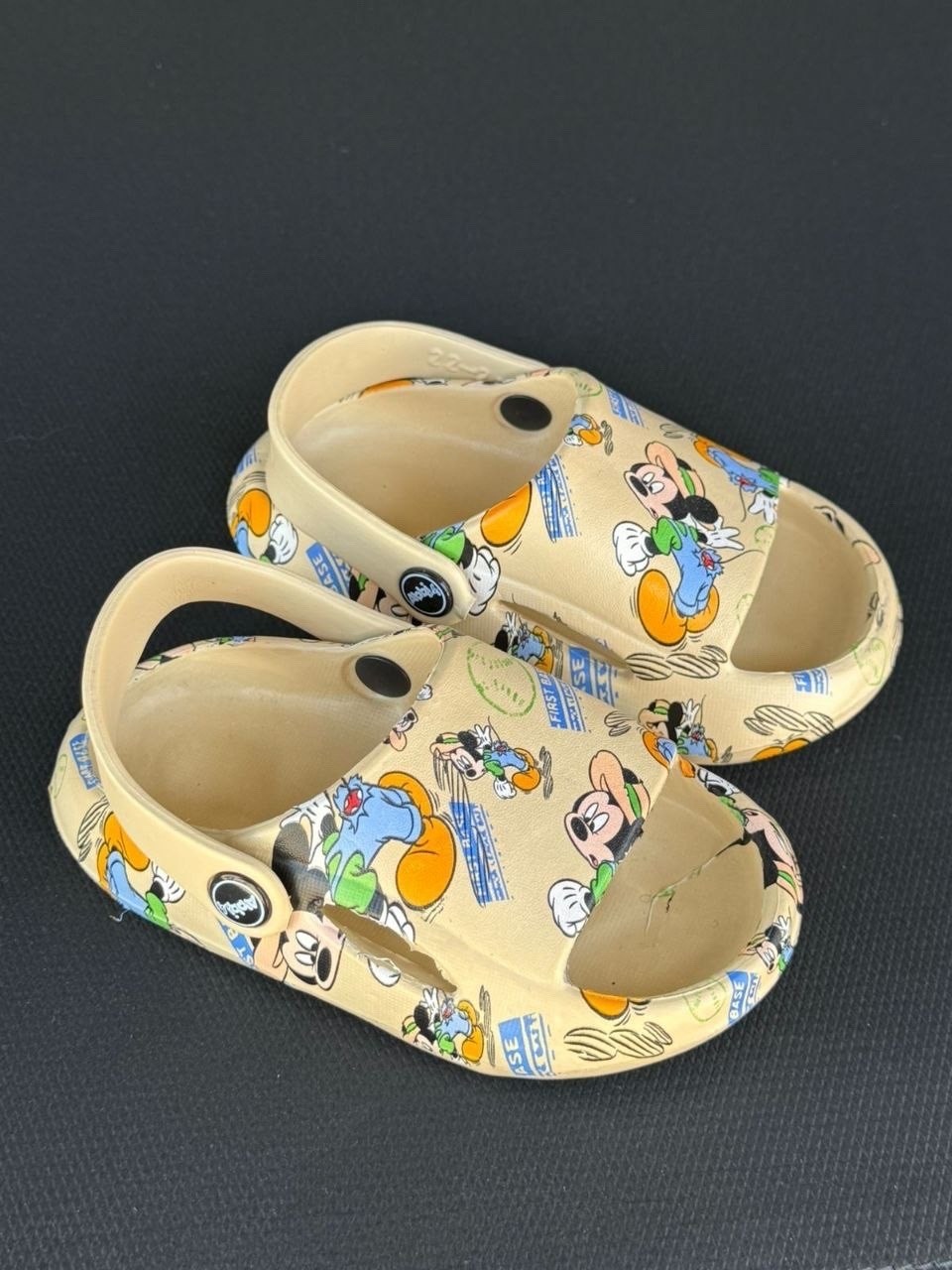 ,детская ,детские сандали,детские шлепанцы,детские сандалии