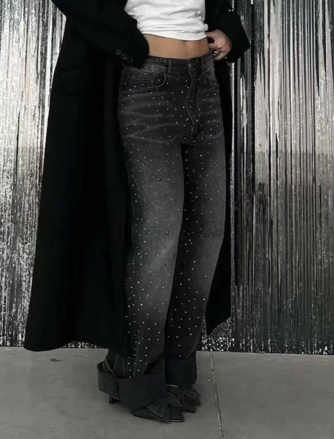 джинсы со стразами,черные джинсы со стразами,джинсы женские стразы,джинсы скинни со стразами,брюки со стразами
