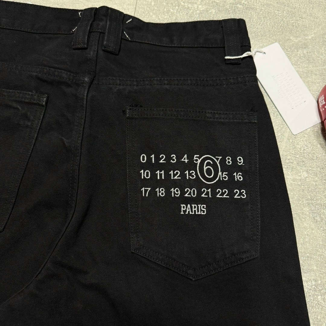 джинсы мужские,брюки джинсы,джинсы черные,широкие джинсы черные,джинсы с карманами