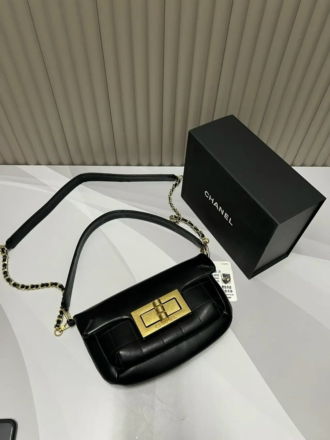 chanel сумка,сумка женская chanel,модная сумка,в стиле шанель,сумка с цепочкой