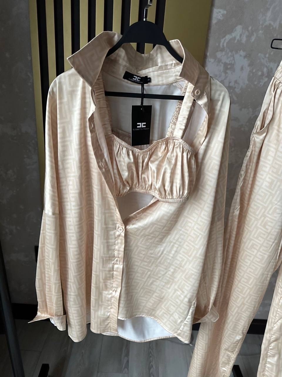 костюм с брюками,брючный костюм,костюм бежевый,женские костюмы,брючный костюм с топом