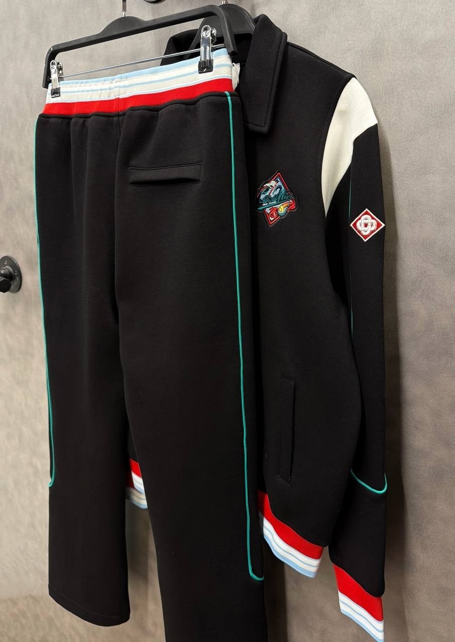 костюм спортивный мужской gucci повседневный черный,спортивный костюм gucci,спортивные костюмы мужские гуччи,спортивный костюм мужской gucci,костюм gucci