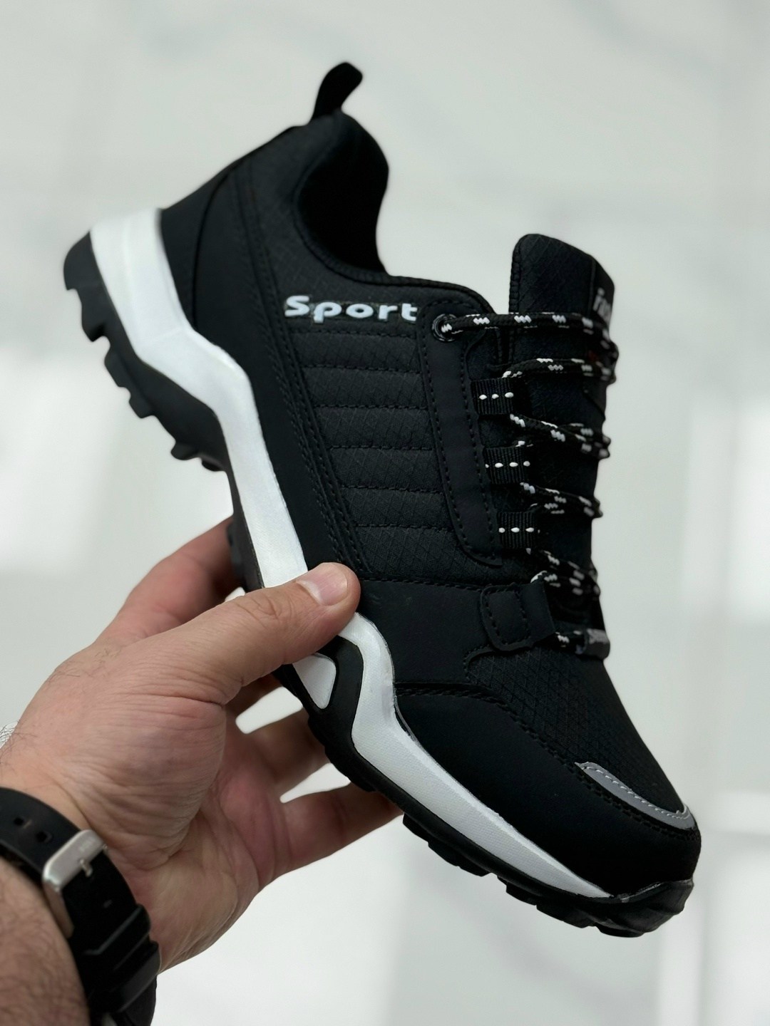 кроссовки мужские,кроссовка мужской,кроссовки,мужская  кроссовки,эксклюзивные кроссовки