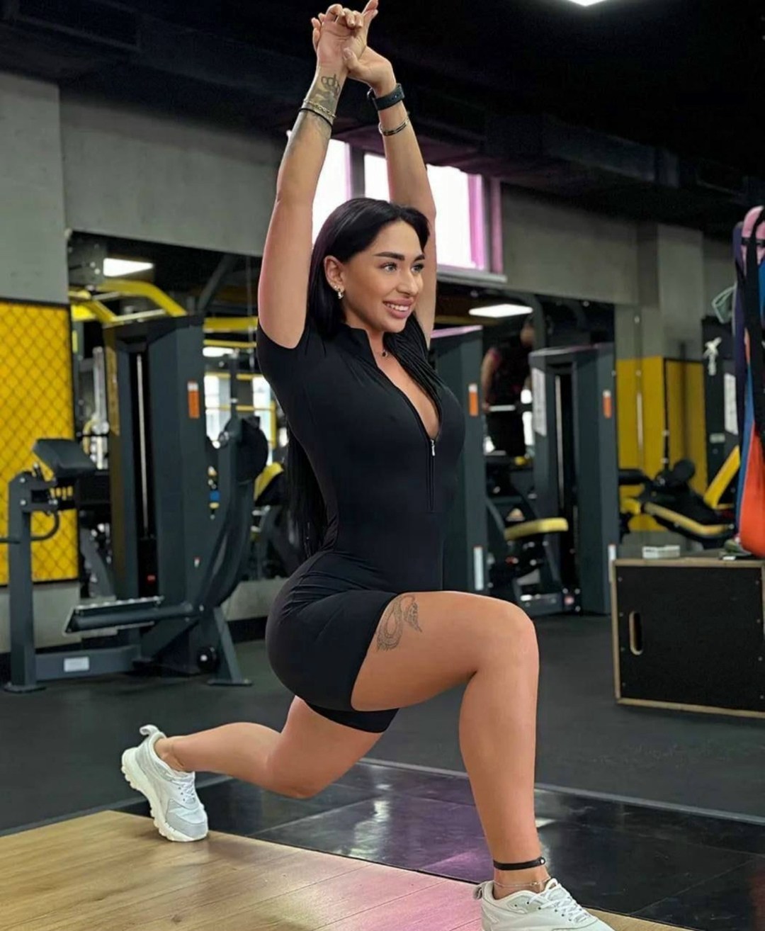 комбинезон для спорта,комбинезон женский спортивный,спортивный комбинезон,женские костюмы спортивные,комбинезон для фитнеса