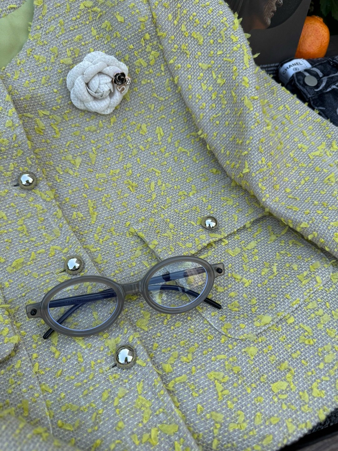 твидовый жакет chanel,пиджак chanel,жакет chanel,жакет в стиле шанель с карманами твид,жакет твидовый