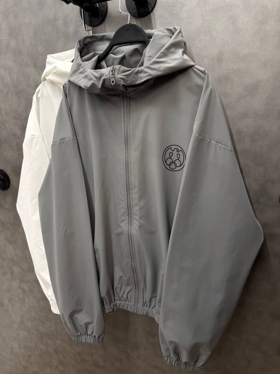 куртка повседневная,легкая куртка,куртка,куртка женская,куртка спортивная