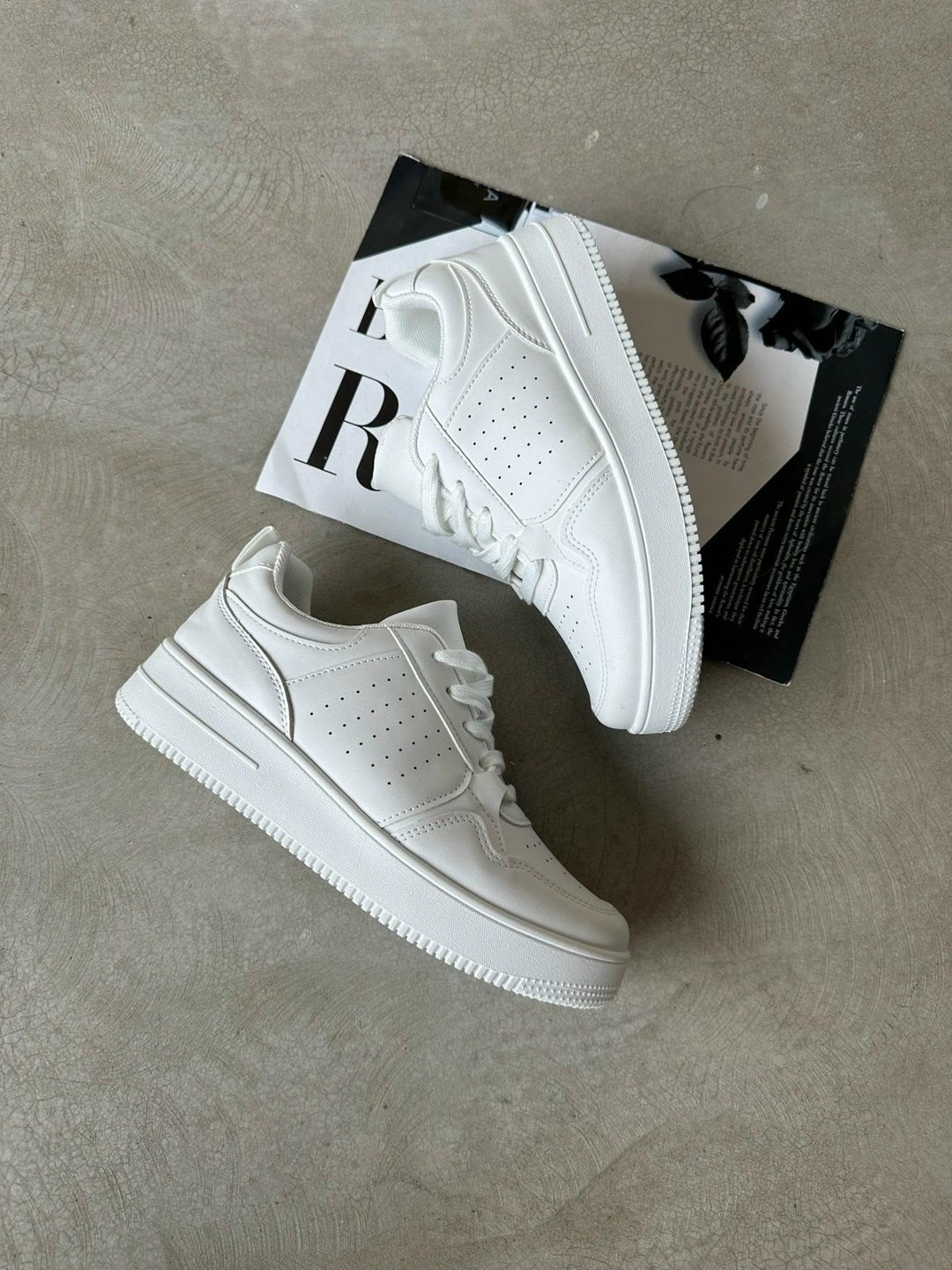 кроссовки женские,белые кроссовки женские,белые кроссовки,кроссовки для девушек,базовые кроссовки женские