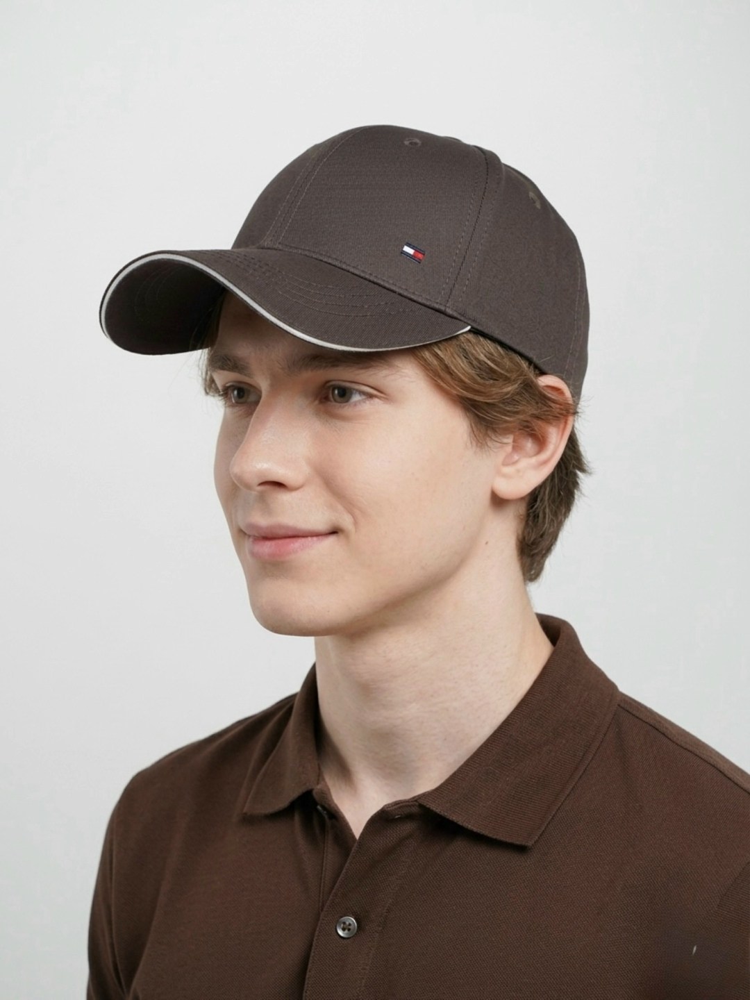 белая кепка томми хилфигер,бейсболка tommy hilfiger,белая мужская кепка tommy hilfiger,мужские бейсболки tommy hilfiger,мужская кепка tommy hilfiger
