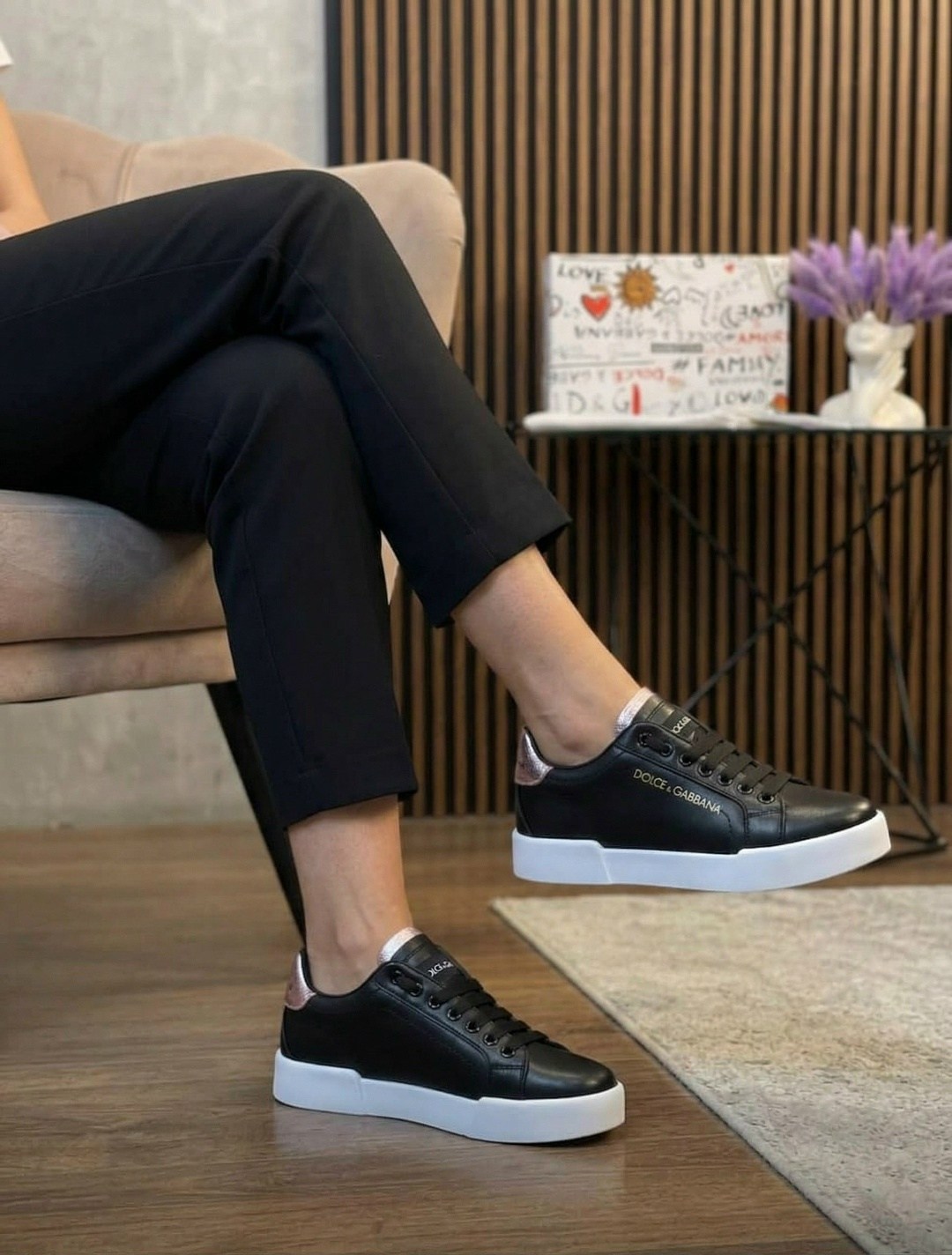 черные женские кожаные кроссовки с логотипом portofino dolce&gabbana,кроссовки dolce&gabbana,кроссовки dolce gabbana женские,,кожаные кеды portofino dolce & gabbana