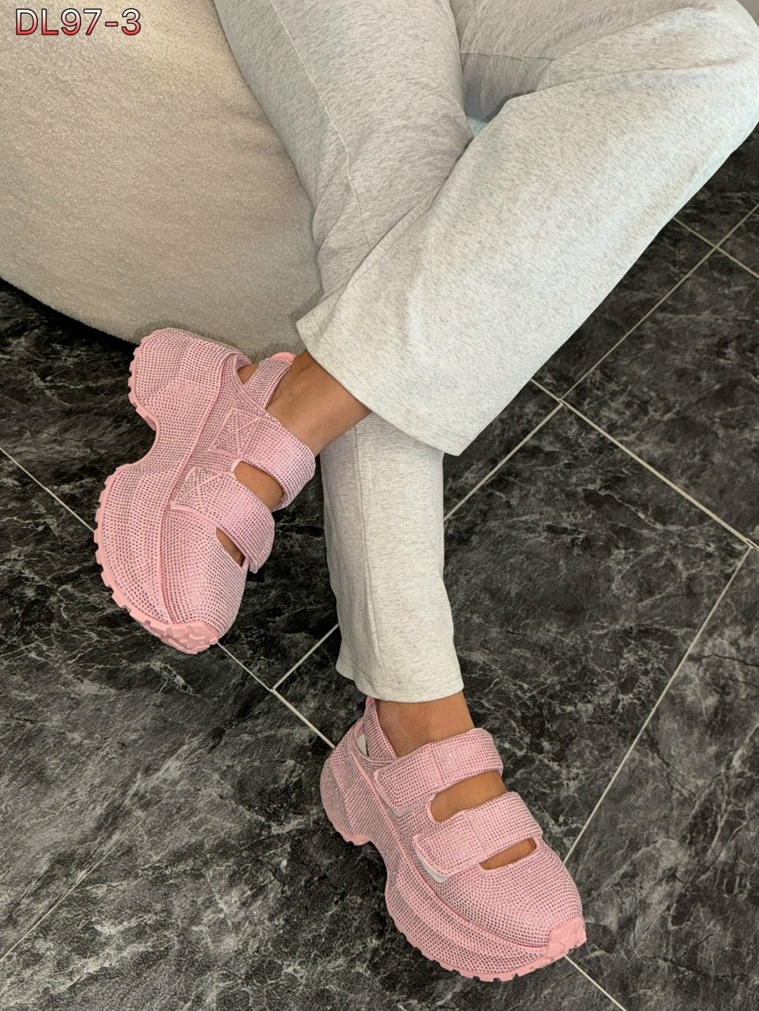 босоножки balenciaga,кроссовки женские balenciaga,сандалии balenciaga,кроссовки balenciaga,баленсиаги