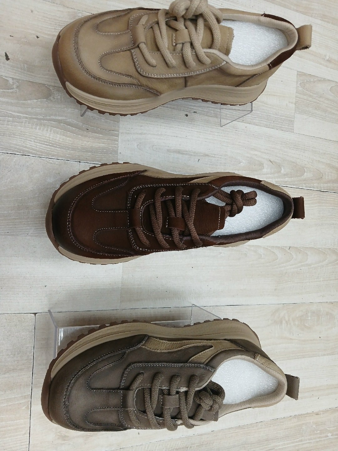 ,женские кроссовки,повседневные кроссовки,бежевые кроссовки,спортивная