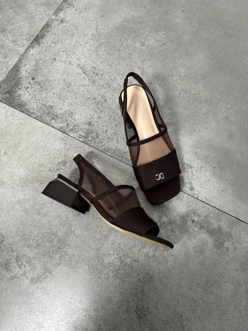 ,женские босоножки,босоножки шанель,босоножки chanel,каблуки босоножки