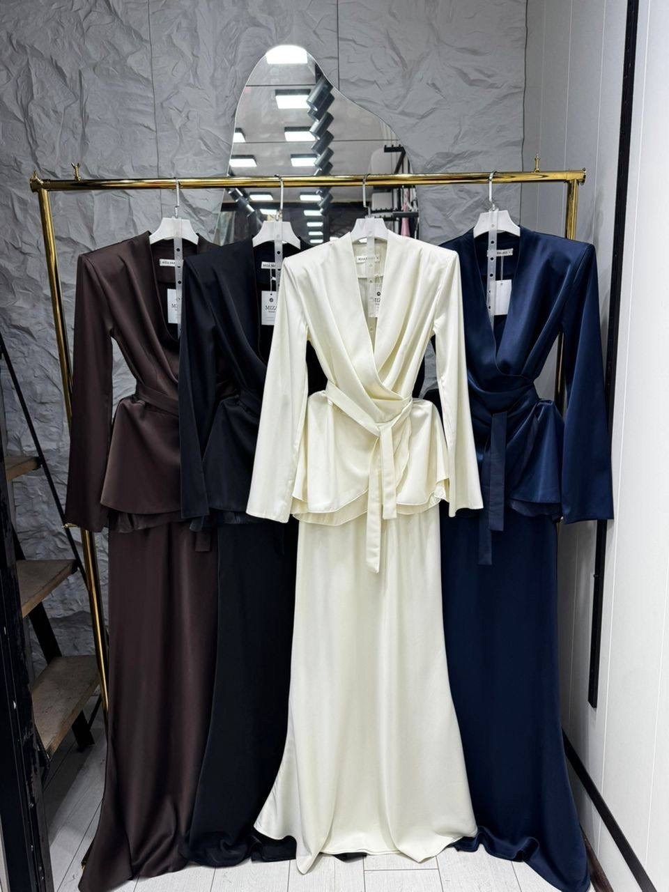 нарядное платье,платье костюм,платье стильное,стильные наряды,костюм с юбкой женский