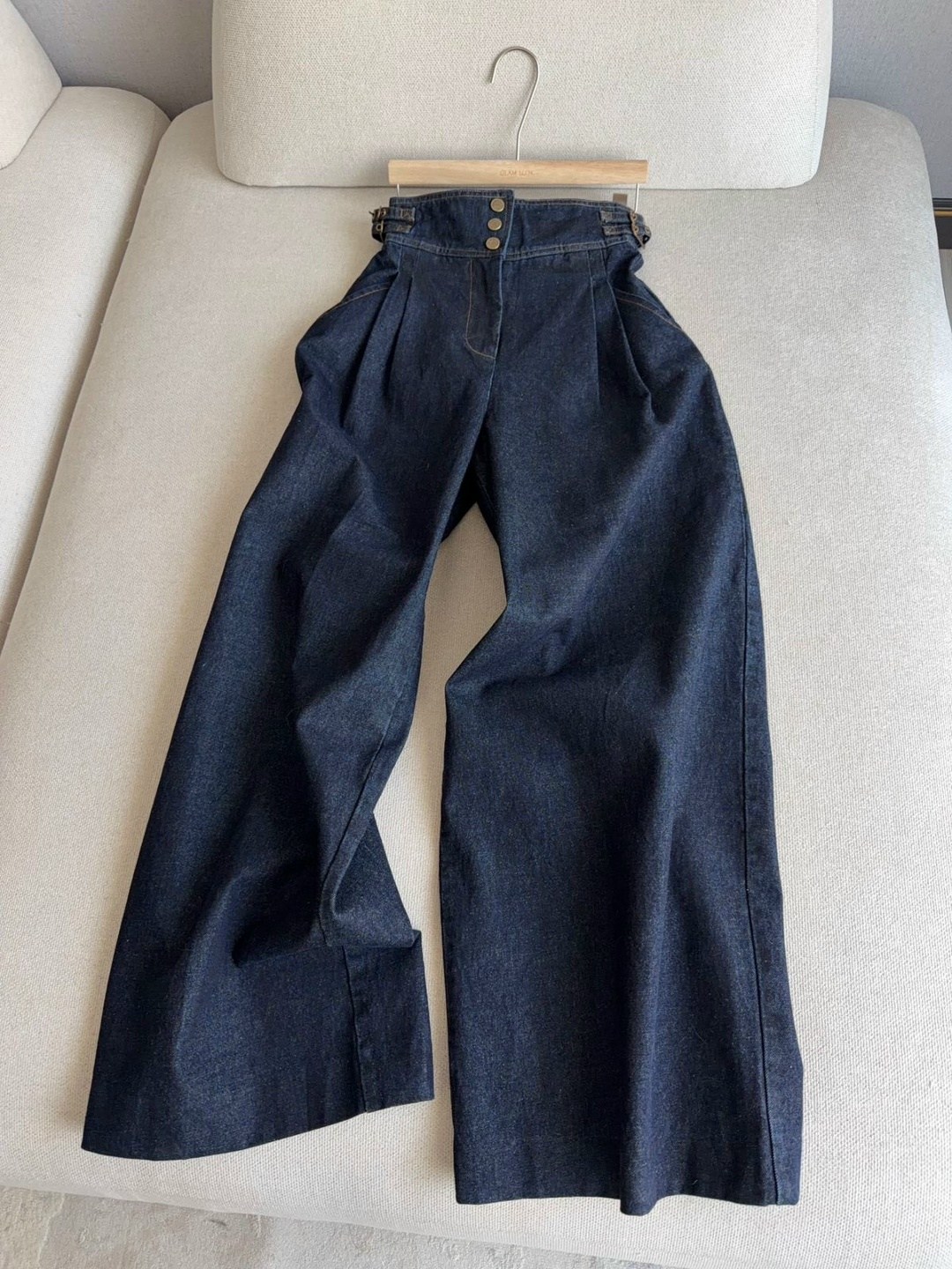 джинсы широкие,модные джинсы,модные брюки,брюки джинсы,женские джинсы