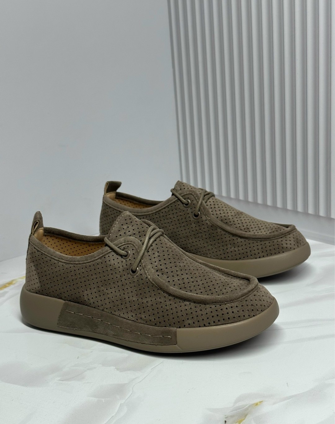 ,мокасины с перфорацией,кроссовки мужские летние нубук натуральные с перфорацией,мужские летние туфли,мужская