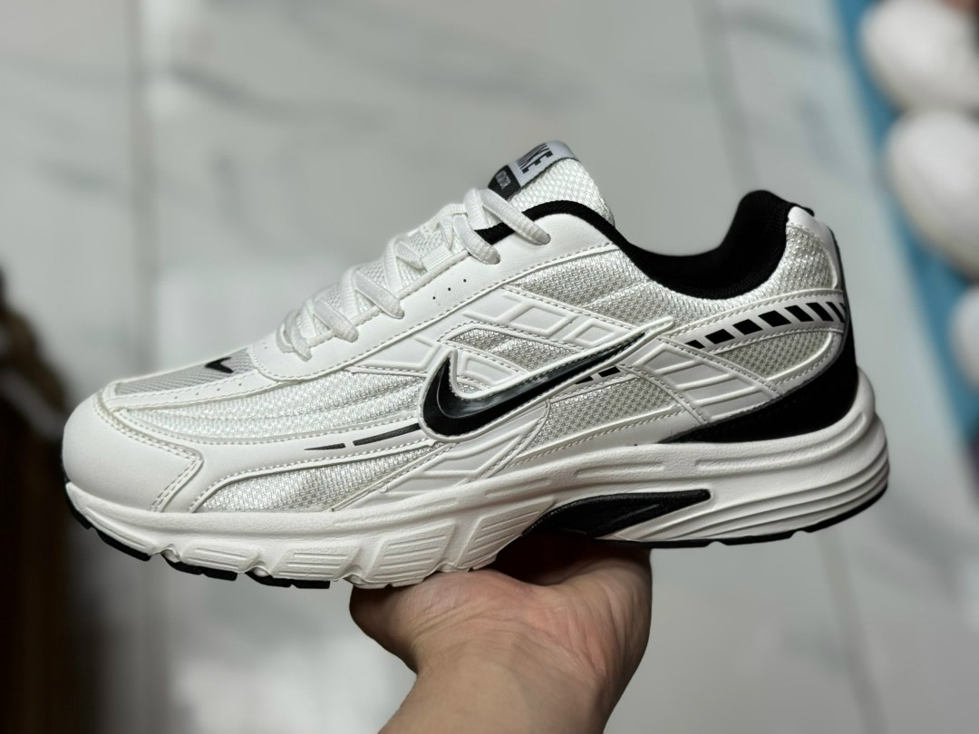 кроссовки nike initiator,nike initiator белый черный,женские кроссовки nike initiator white metallic silver black fq6873-101,мужские кроссовки nike initiator,nike initiator