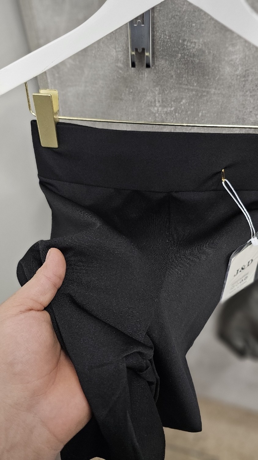 образ с велосипедками,велосипедки с футболкой оверсайз,модный стиль одежды,стильные образы