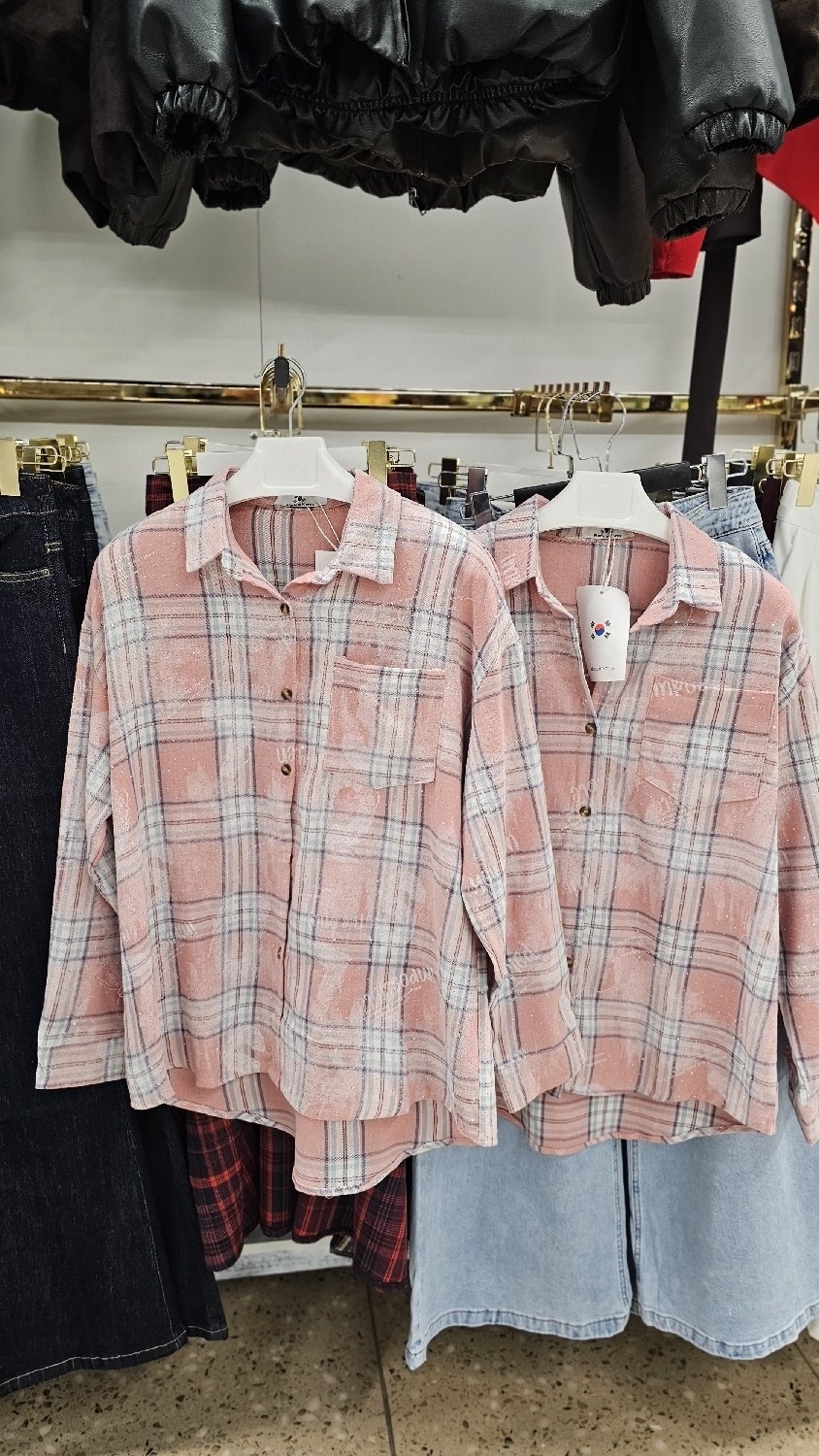 женская рубашка оверсайз в клетку,рубашка в клетку,рубашка женская в клетку,рубашка miu miu оверсайз в клетку варенка,рубашка в клетку свободного кроя