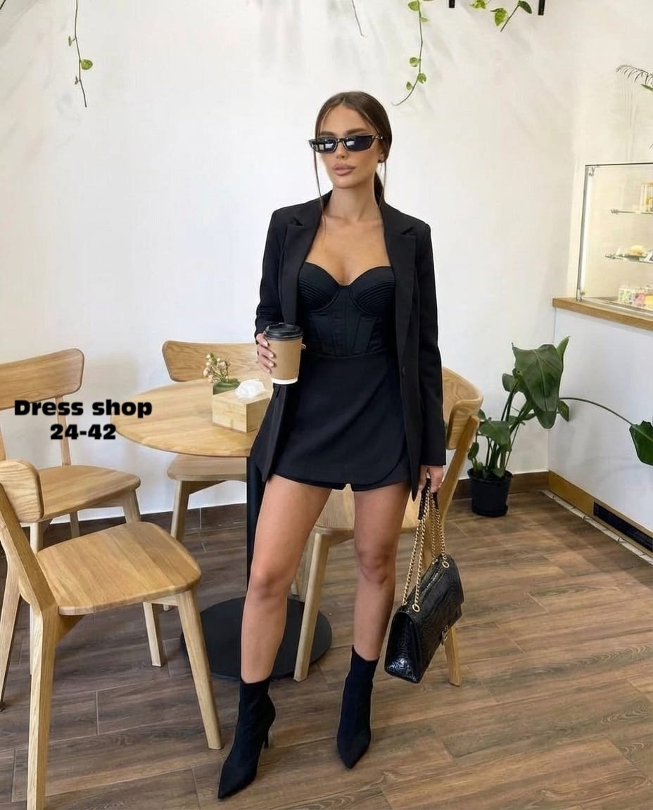 костюм пиджак юбка шорты,женский костюм с пиджаком и юбкой,костюм с юбкой,костюм с шортами,костюм с мини юбкой и пиджак укороченный ello