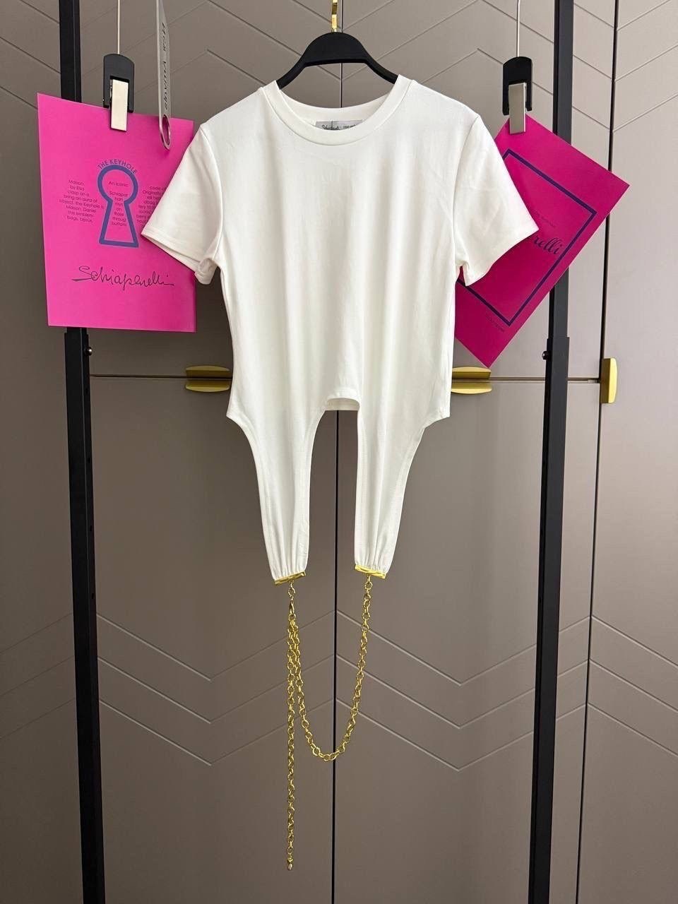 девушка,,стильная майка,кофта женская,модная