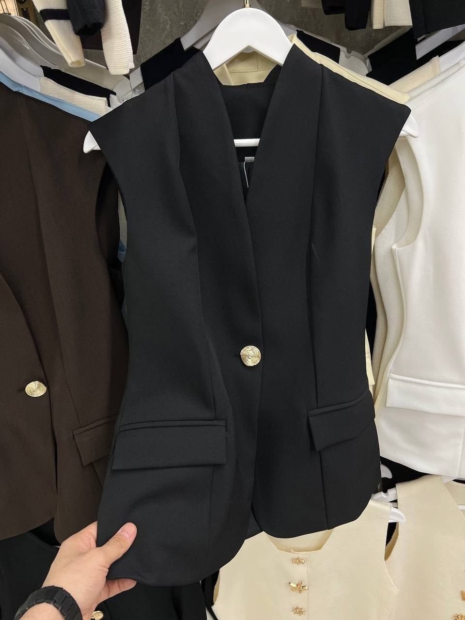 женский жилет,жилетка женская,белая жилетка женская костюмная,жилет для женщин,жилет